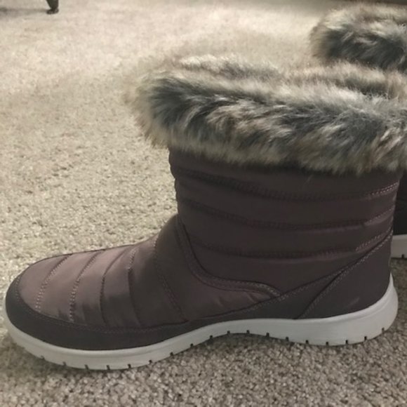 RYKA WOMENS SUZY VELCRO SURROUND FIT BOOTs. PURPLEW/FUR - Picture 2 of 3